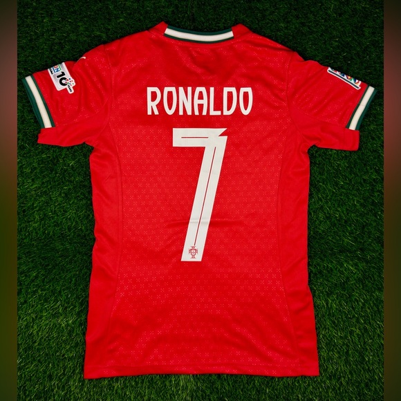 NEW PORTUGAL HOME RONALDO WOMEN’S JERSEY! - Picture 4 of 5